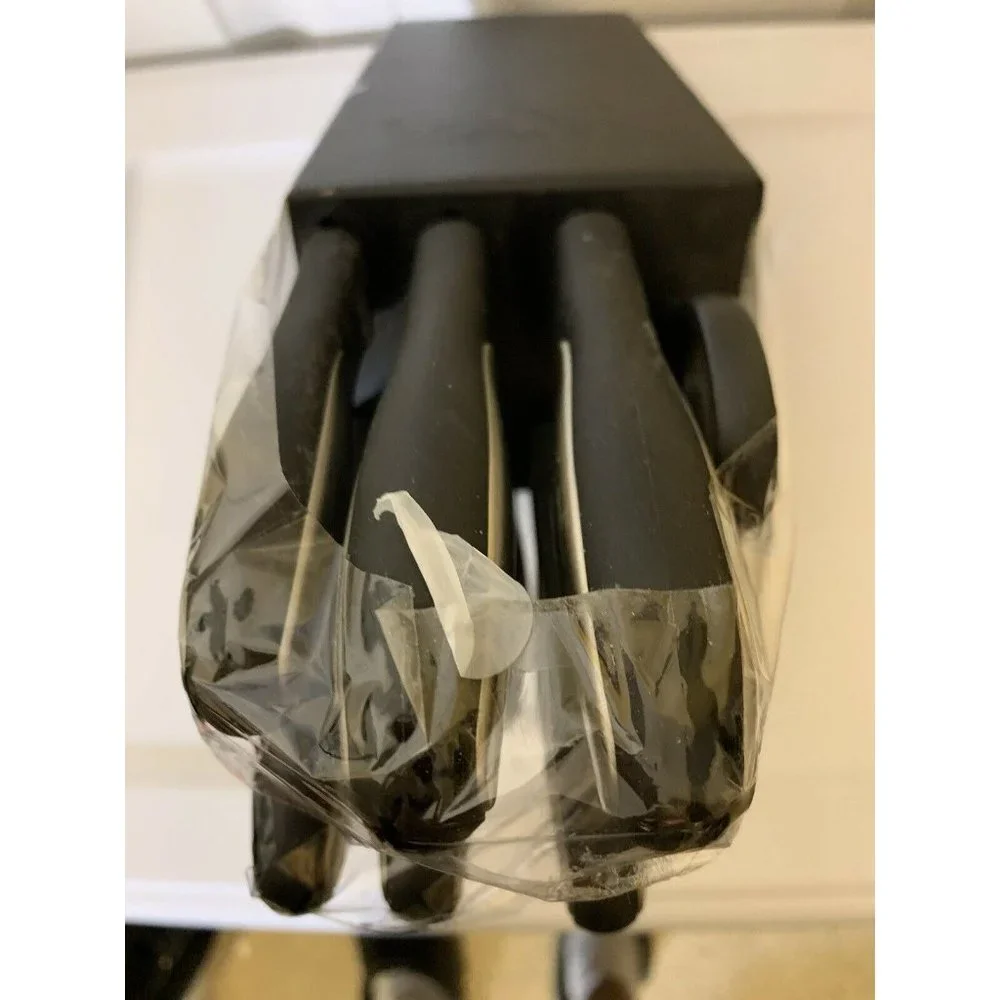 11-Piece‎ CHICAGO CUTLERY KNIFE SET & STURDY STORAGE BLOCK black